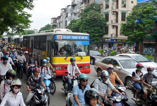 Tổ chức lại hoạt động xe buýt trên một số tuyến đường
