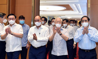 Tổng Bí thư dự và chỉ đạo Phiên họp đầu tiên của Chính phủ khóa XV