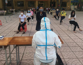 Xuất hiện chùm ca F0, nhiều địa phương vội đóng cửa trường học từ 27/10