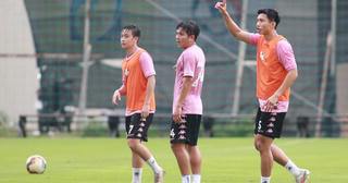 Ai thay Đoàn Văn Hậu ở U22 Việt Nam?