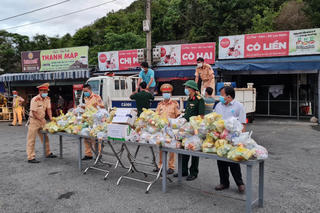 Người từ TP Hồ Chí Minh về quê được hỗ trợ miễn phí