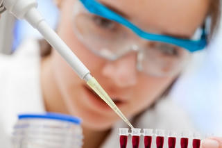 Bộ Y tế đề nghị kiểm tra test nhanh ung thư