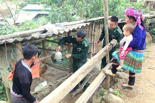 Nỗ lực giảm nghèo ở Hua Bum