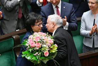 Ba Lan có Chủ tịch Hạ viện mới sau bê bối dùng máy bay công