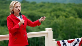 Bà Hillary Clinton và những tuyên bố mạnh mẽ