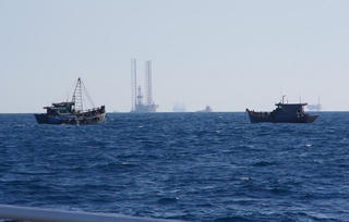 Phát hiện 37 tàu cá vi phạm hành lang an toàn đường ống dẫn khí