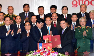 Việt-Lào: Hoàn thành 1002 cột mốc và cọc dấu