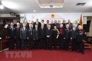 Đại sứ quán Việt Nam tại Nga và Ukraine chiêu đãi mừng Xuân Kỷ Hợi