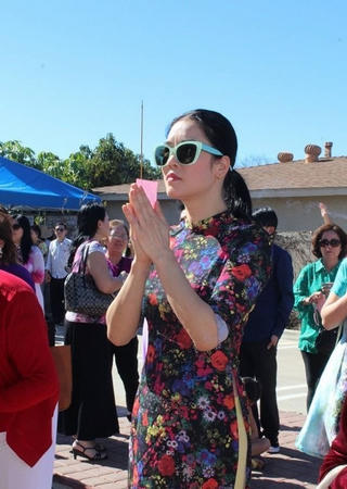 Đón Tết ở Mỹ, Thu Phương vẫn giữ nếp gói bánh chưng