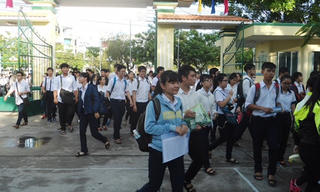 Hơn 12.000 thí sinh tại Khánh Hòa chính thức bước vào kỳ thi THPT Quốc gia 2016