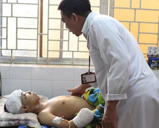 Cứu sống bệnh nhân bị tàu đâm đa chấn thương