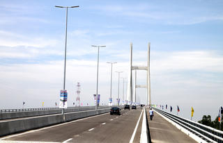 Khánh thành cầu Cao Lãnh, nối đôi bờ sông Tiền