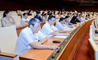 Thí điểm cấp thị thực điện tử trong 2 năm
