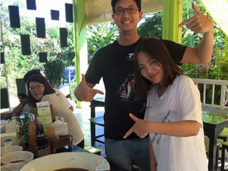 'Chén sạch' 1,6 kg mì trong 31 phút