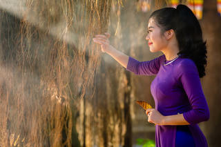 MC/ Stylist Trần Dạ Hợp:  Đơn giản, tự nhiên, có phong cách là đẹp