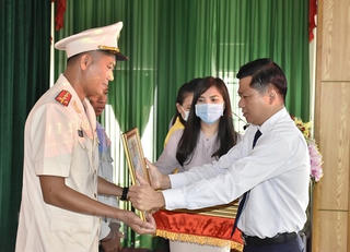Chủ tịch nước tặng Huân chương cho Đại úy Thái Ngô Hiếu