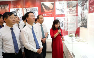 ‘Hành trình vươn tới những ước mơ - 50 năm thực hiện Di chúc của Chủ tịch Hồ Chí Minh (1969-2019)’