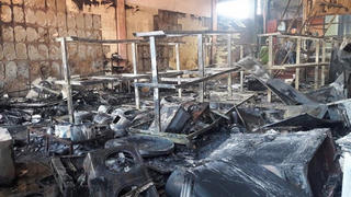 Nghệ An: Cửa hàng điện tử bốc cháy mùng 3 Tết