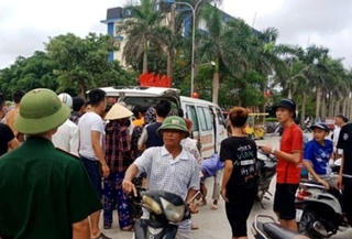 Một du khách Hà Nội chết đuối khi tắm biển Hải Tiến