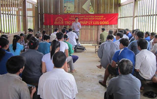 Triển khai trợ giúp pháp lý cho người nghèo