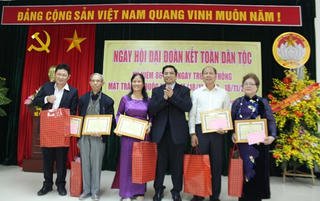 Phấn đấu xây dựng khu dân cư văn minh, sạch đẹp