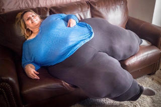 Cô gái Mỹ muốn có ‘vòng 3’ to nhất thế giới