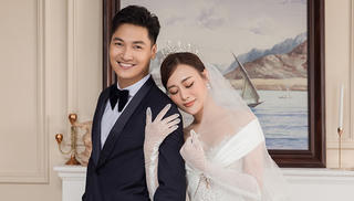Sao Việt trong ngày: Mạnh Trường - Phương Oanh rủ nhau 'chụp ảnh cưới'
