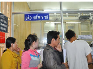 Đối tượng vùng đặc biệt khó khăn được cấp thẻ BHYT theo quy định nào?
