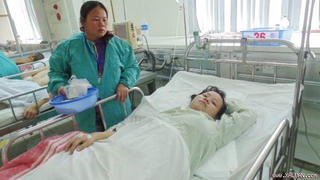 Cứu sống sản phụ sinh đôi bị hẹp khít van 2 lá