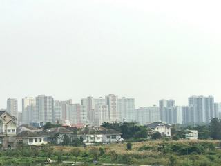 Bất động sản lại nóng