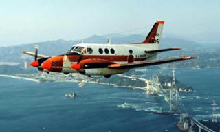 Nhật Bản cho Philippines thuê 5 máy bay quân sự