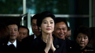 Cựu Thủ tướng Thái Lan bật khóc sau phiên tòa