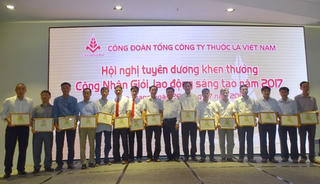 Công đoàn Vinataba tuyên dương Công nhân giỏi, lao động sáng tạo 2017