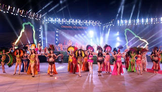 Carnaval Hạ Long 2016: Hoành tráng và sôi động