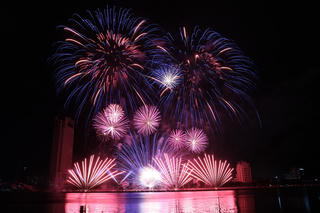 Chung kết DIFF 2018: Mỹ - Ý so găng, khán giả cuồng nhiệt săn vé