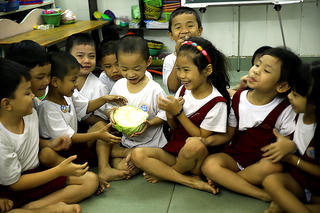 Tăng số trẻ trong mỗi nhóm trẻ, lớp mẫu giáo tư thục