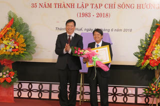 Tạp chí Sông Hương tròn 35 năm