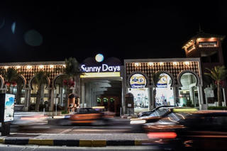 Tấn công đẫm máu xảy ra trong mùa du lịch Ai Cập