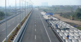 Cao tốc rùa bò