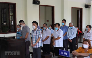 'Cấp trùng' 8 sổ đỏ, nhiều cán bộ tại huyện Bù Gia Mập lĩnh án tù