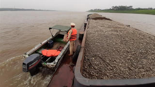 Những dòng sông bị rút ruột