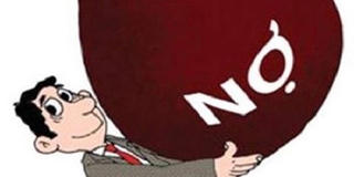 Tự thu giữ ôtô của con nợ nộp công an