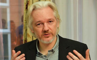 Nhà sáng lập WikiLeaks bị thẩm vấn tại Anh