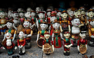 Sắc màu sau mành sáo