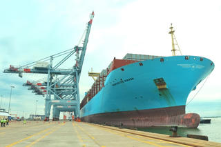 Cái Mép đón tàu container lớn nhất vào cảng