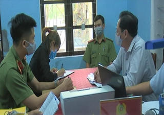 Thừa Thiên - Huế: Viết 10 chữ lên Facebook, một phụ nữ bị phạt 5 triệu đồng