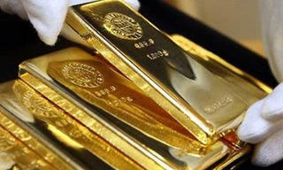 Giá vàng đảo chiều