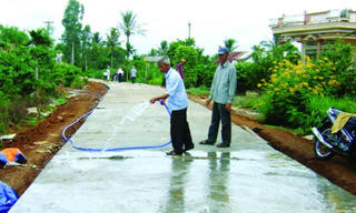 Bê tông hóa những con đường