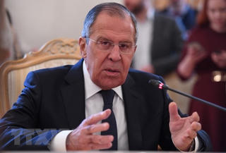 Ngoại trưởng Nga Sergey Lavrov đã tới Bình Nhưỡng bằng máy bay