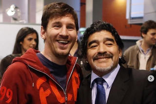 Messi: Diego Maradona là người vĩ đại nhất